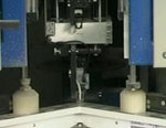 Автоматическая зачистка сварного шва в свежесваренном окне